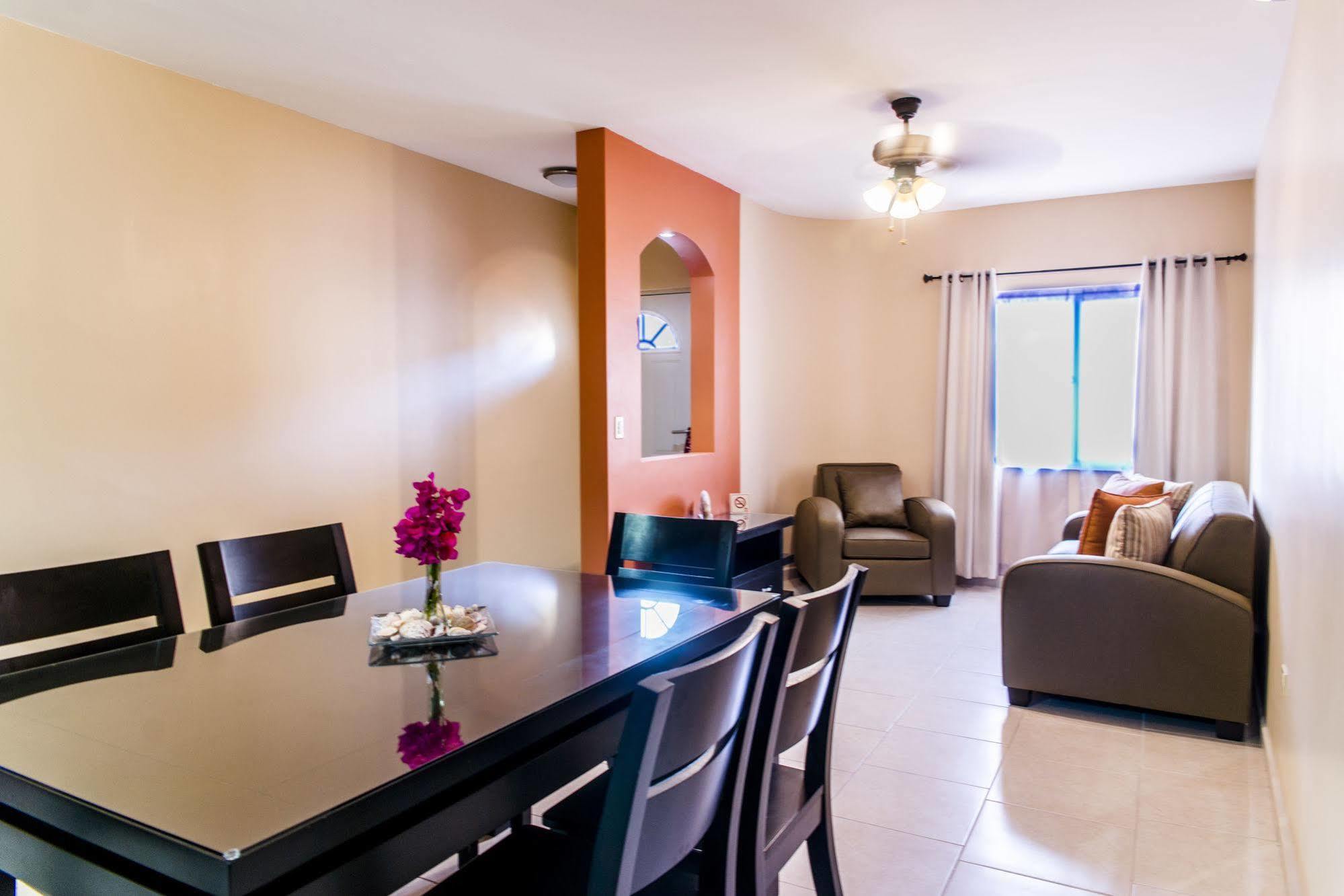 Bugambilias Suites Loreto  Εξωτερικό φωτογραφία