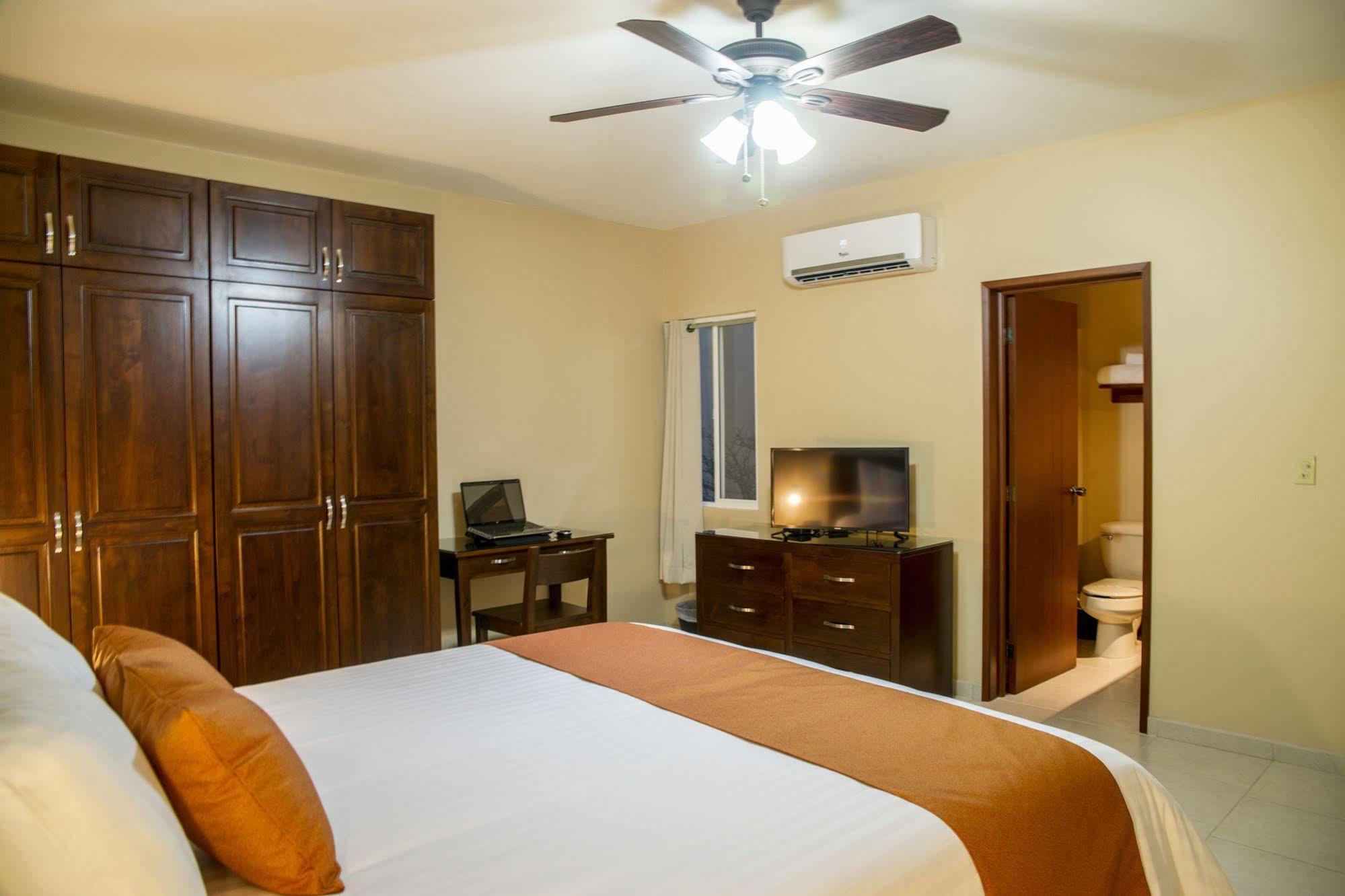 Bugambilias Suites Loreto  Εξωτερικό φωτογραφία